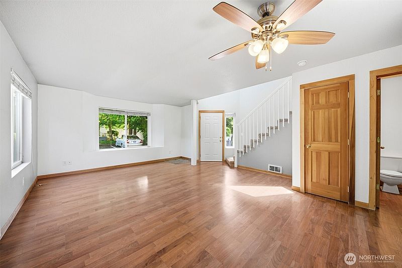 5th image of 7509 NE Vancouver Mall Drive #C10