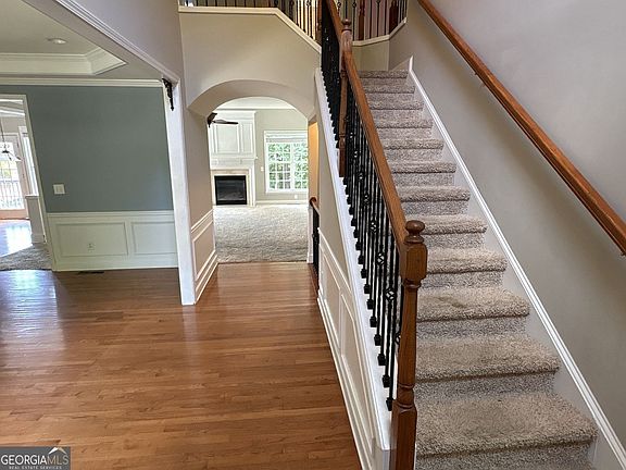 4th image of 315 Harmony Lake Dr
