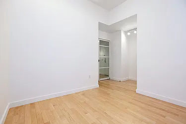 Rented by RELO REDAC INC.