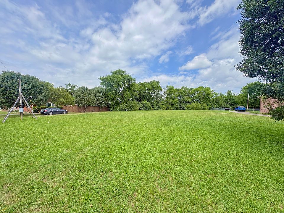 2nd image of 734 Hazelwood Pike Lot 1