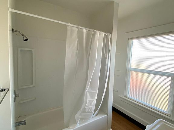 5th image of 2303 N Wall St APT 5