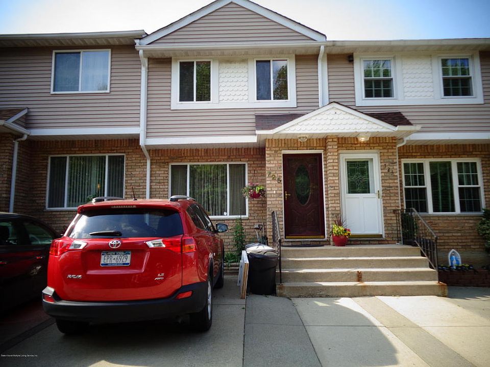 1st image of 725 Barlow Ave