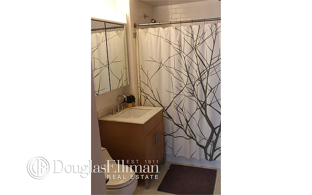 Sold by Douglas Elliman | media 10