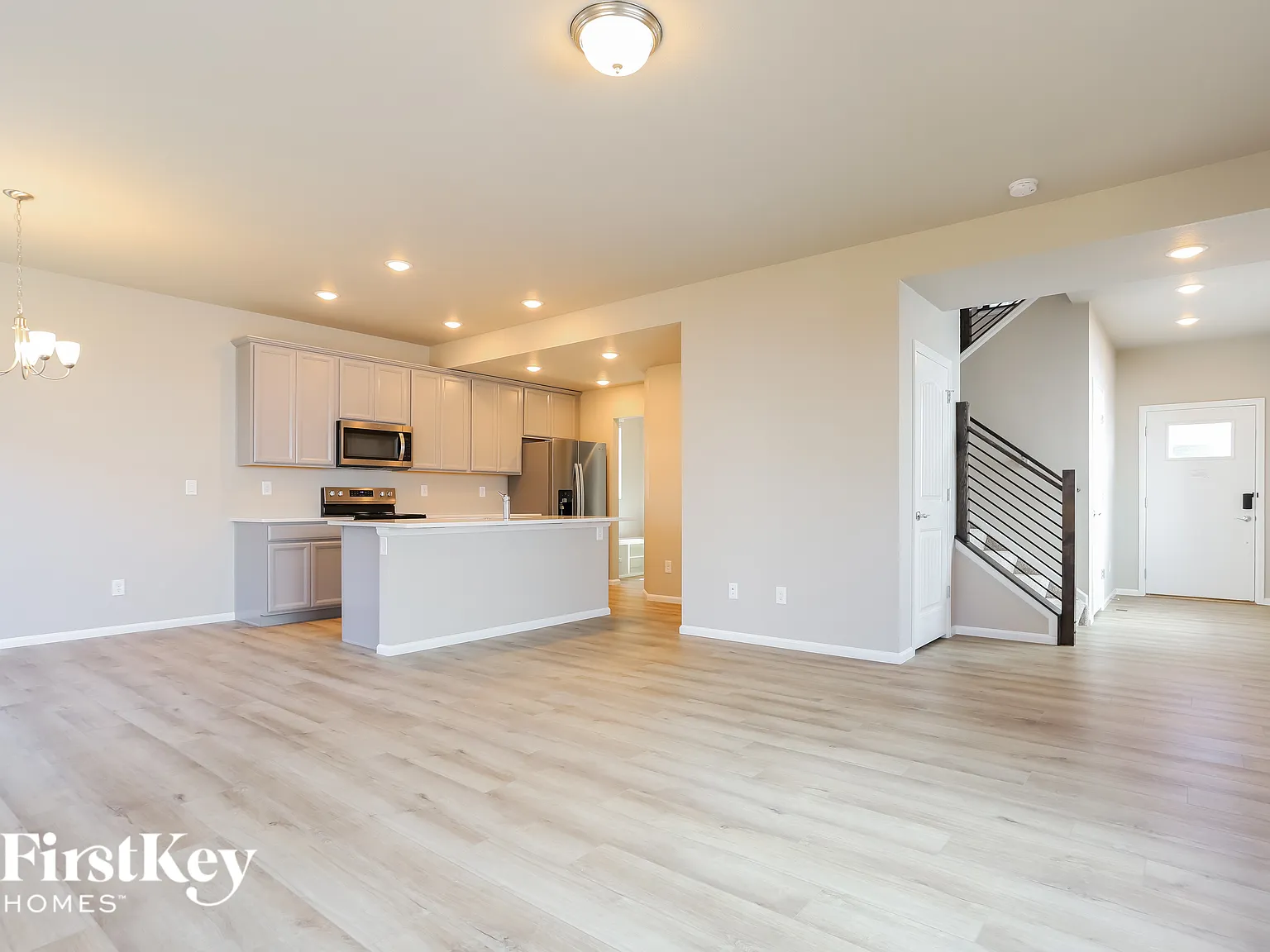 3 bed, 2.5 bath, 1789 sqft, $2,210 — Photo 3
