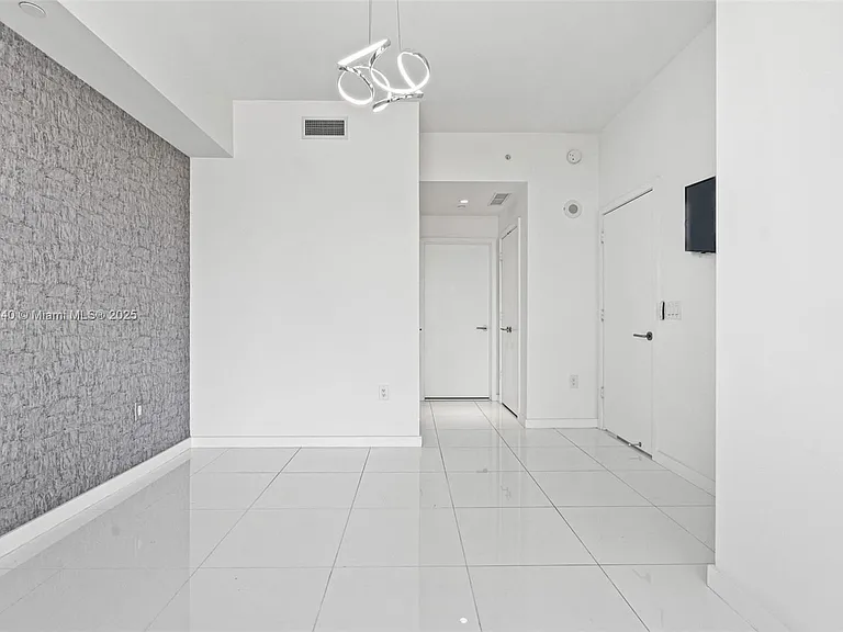 851 NE 1st Ave #1506 — Photo 24
