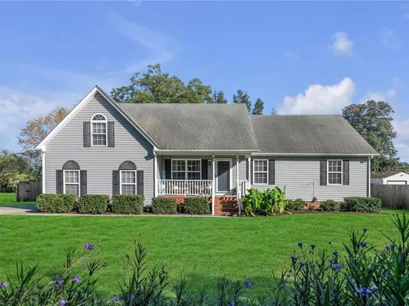 2621 Smithson Dr, Chesapeake, VA 23322