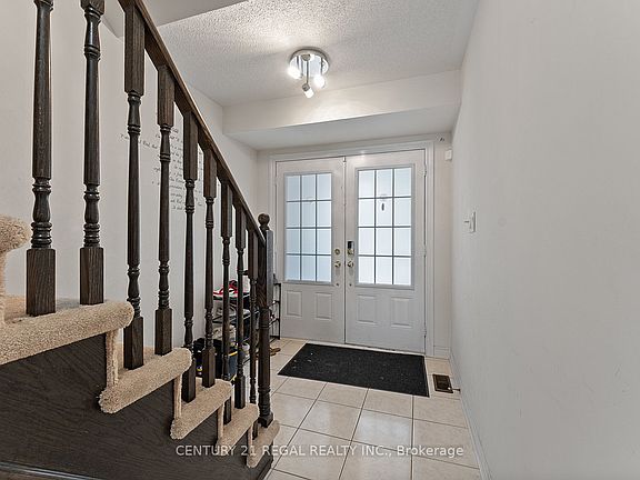 4th image of 43 Tollgate St