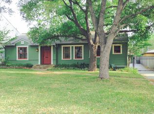 104 Charles Rd, Terrell Hills, TX 78209