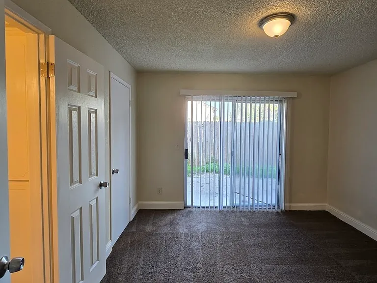 1414 W Clinton Ave #104 — Photo 11