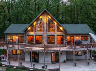 3 Hess Cir, Ephrata, PA 17522