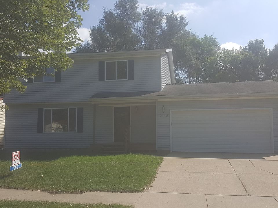1st image of 2115 Desoto Dr