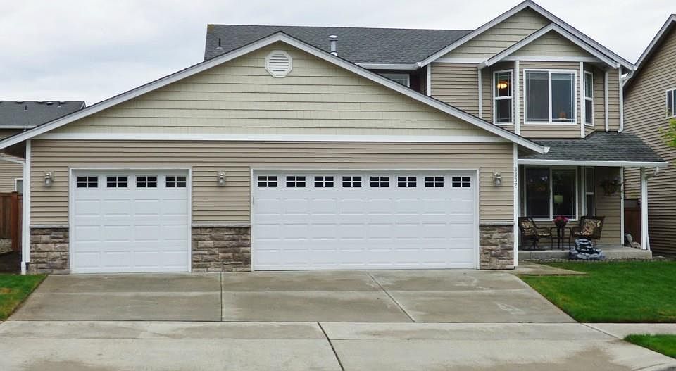 1st image of 3332 Sadie St NE