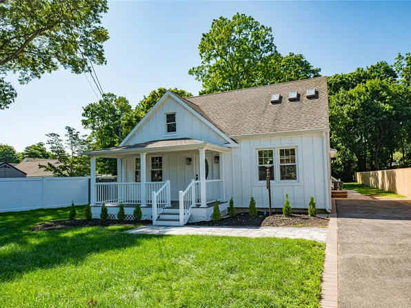 122 Fifth Street, Saint James, NY 11780