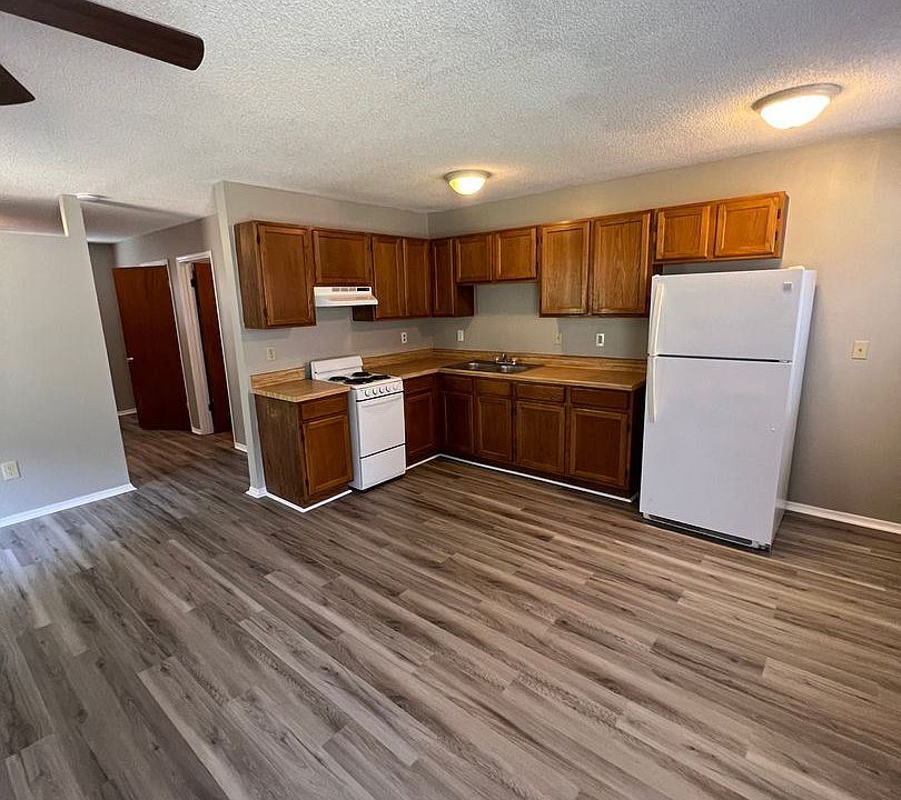 1st image of 4404 Highway 74 E APT 6D