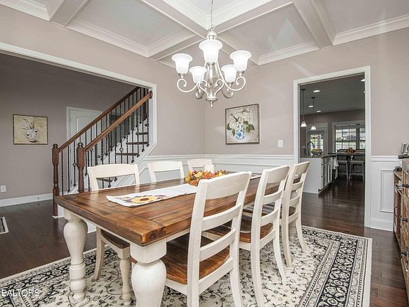 5th image of 1823 Shadyside Ln