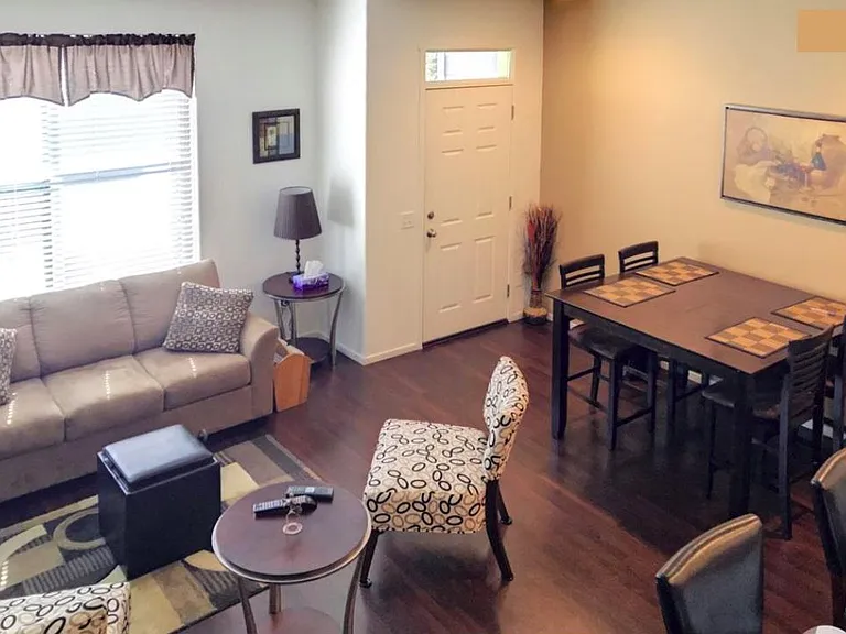 2218 NW Redelfs Way — Photo 5