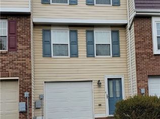 5018 Hamilton Dr, Aliquippa, PA 15001