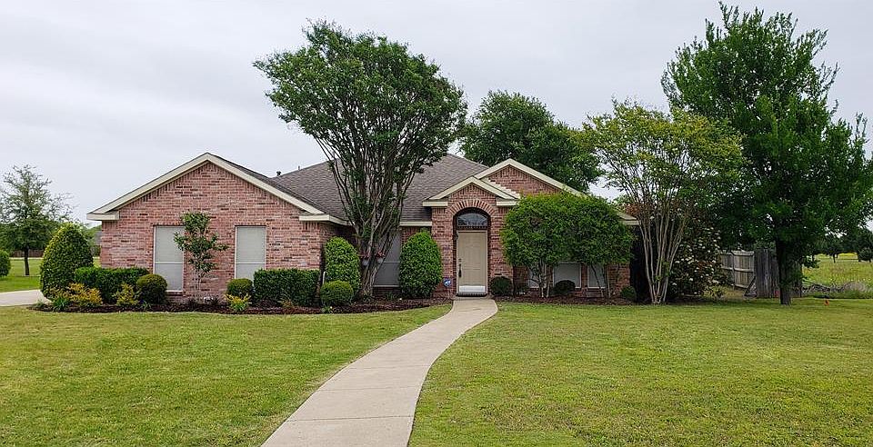 1st image of 218 Heartland Dr