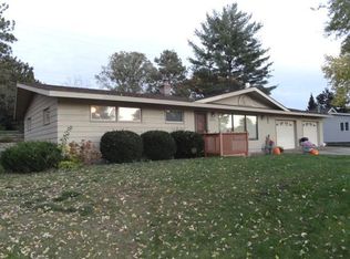 N5440 Circle Dr E, Onalaska, WI 54650