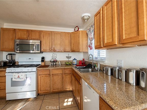 5th image of 34220 Birch Rd