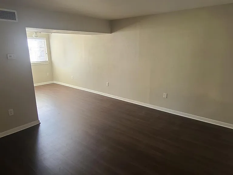 3419 Matilda St — Photo 4