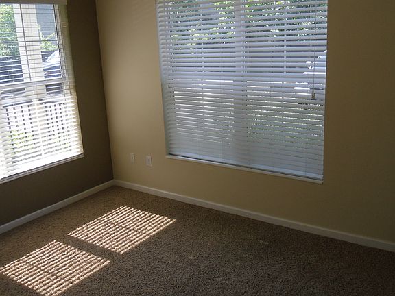 3rd image of 717 Worthington Woods Blvd Ste 116