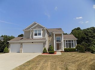7577 Cannon Run Dr NE, Rockford, MI 49341