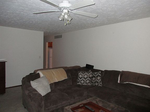 4th image of 1807 W 6th St
