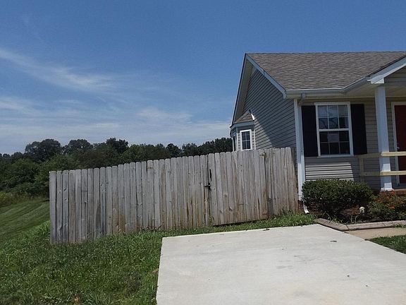 2nd image of 214 Cranklen Cir