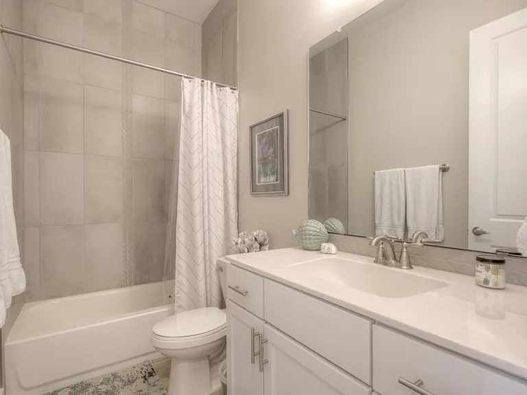 7919 Teaberry Dr NW — Photo 36