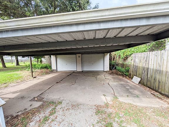 3rd image of 3801 Stuart Ave