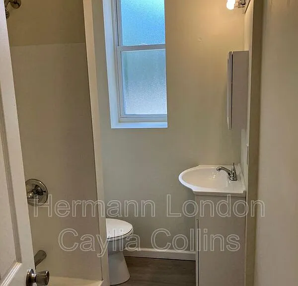 3217 Nebraska Ave #1F — Photo 5
