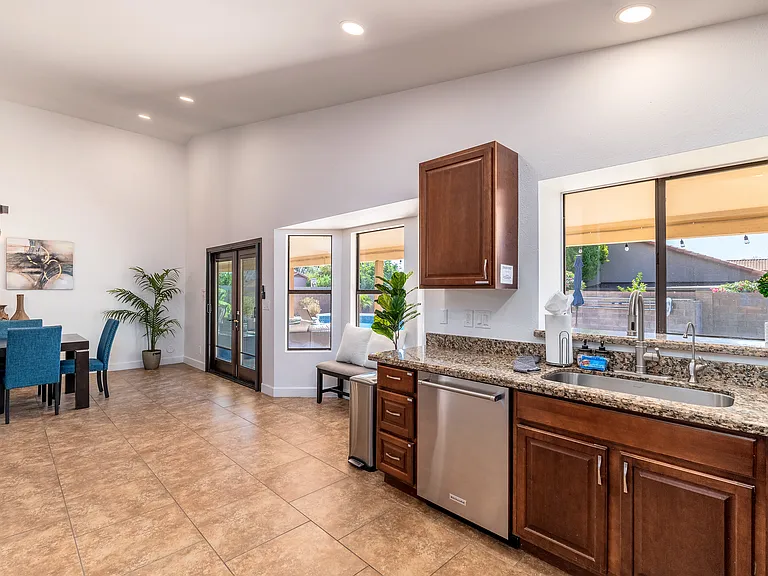 5139 E Fellars Dr — Photo 51