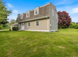 1382 Pequot Trl, Stonington, CT 06378
