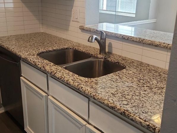 houston-texas-2073526956 picture