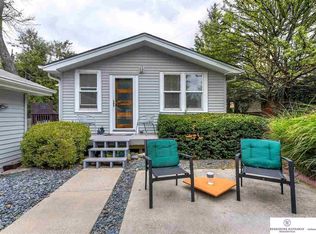 5210 Mason St, Omaha, NE 68106