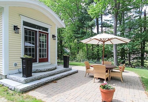 2nd image of 2 Shea Ct