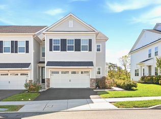 143 Knock Hill Dr, Royersford, PA 19468