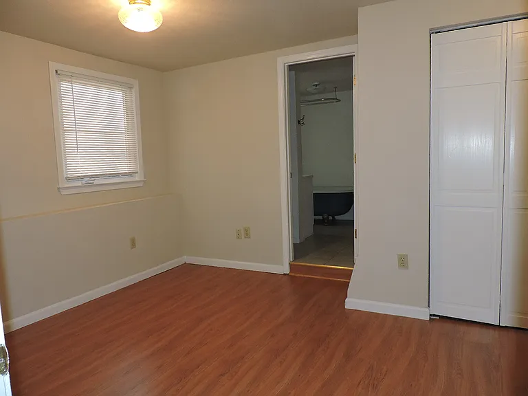 1221 F St #BASEMENT — Photo 9