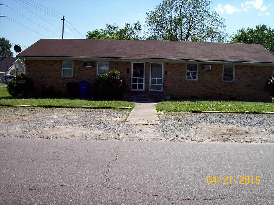 Front view corner lot