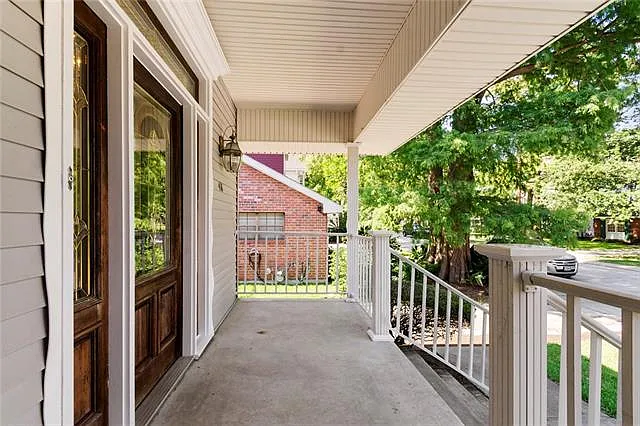 416 Rosa Ave — Photo 3