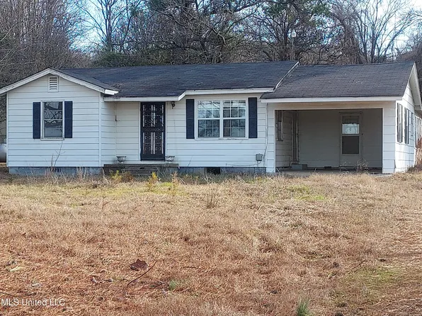 3684 State Highway 35, Charleston, MS 38921