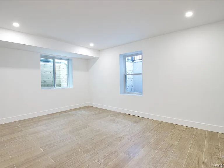 30 Kirkwood Rd #B — Photo 34