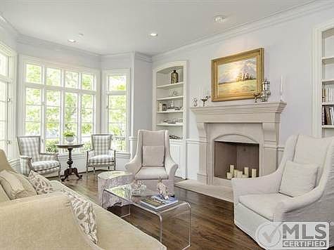 4th image of 7636 Bryn Mawr Dr