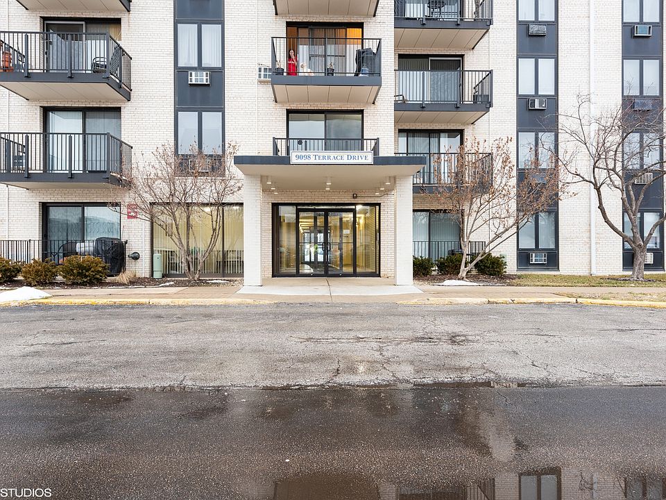 1st image of 9098 Terrace Dr #1M
