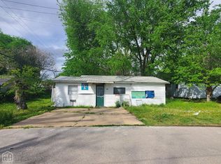 404 W Chestnut St, Corning, AR 72422