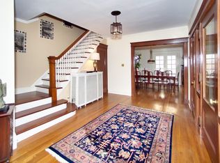 640 N Washington St, Hinsdale, IL
