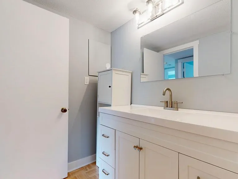 75 Brookwood Dr #D — Photo 8