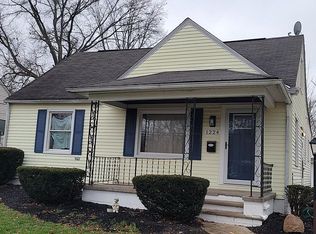 1224 Root Rd, Lorain, OH 44052
