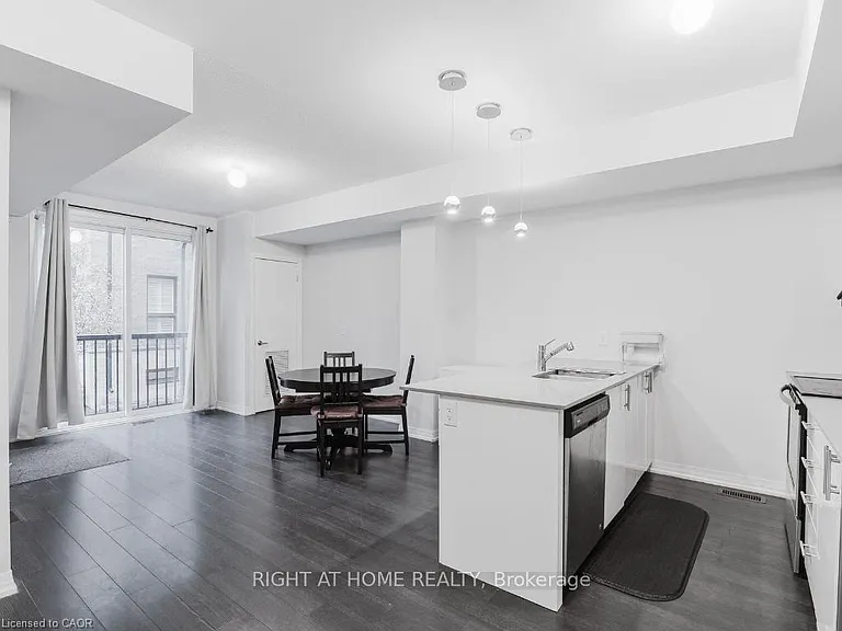 1206 Main St E #113 — Photo 3